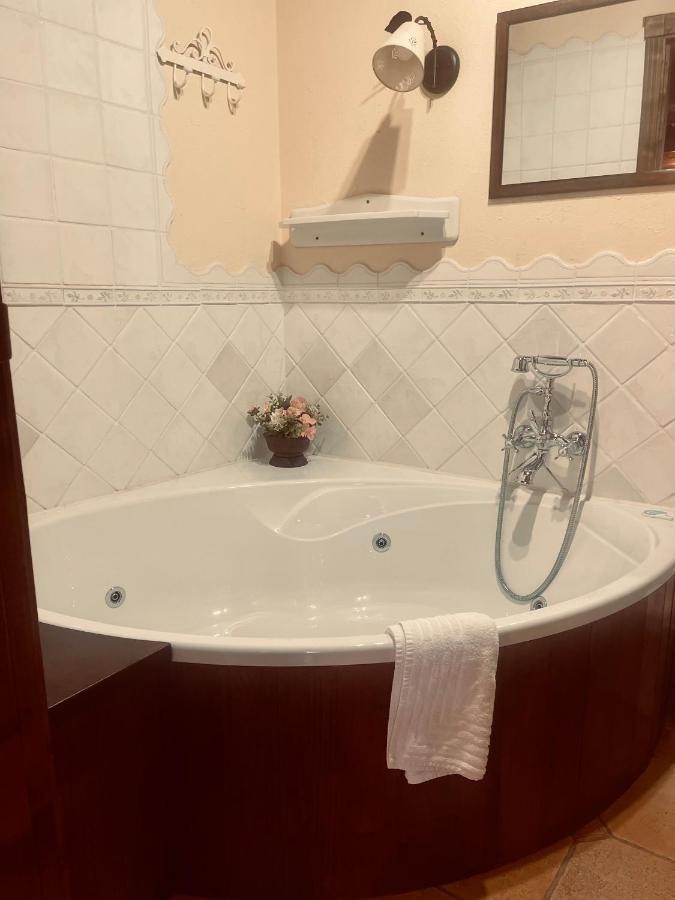 Casa Dos Noche Hotel Coiros ภายนอก รูปภาพ